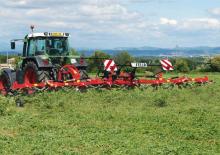 Rotary tedders Fella TH 901 Trans