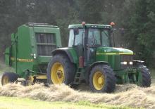 Round balers John Deere 590