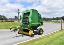 Round balers John Deere 592