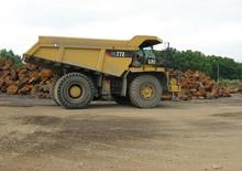 Sabit damperli kamyon Caterpillar 772