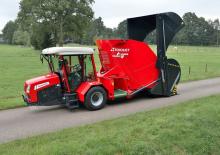 Self propelled feed mixers Trioliet Smartrac T 1200