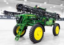 Self-propelled field sprayers John Deere 4730