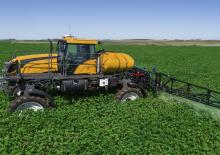 Self-propelled field sprayers Valtra BS2517H