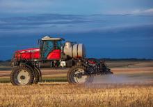 Self-propelled field sprayers Massey Ferguson MF 9130 Plus