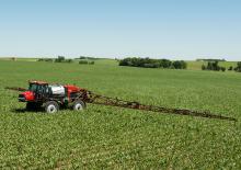 Self-propelled field sprayers Case IH Patriot® 3340