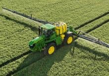 Self-propelled field sprayers John Deere R4050i