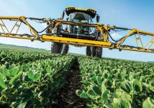 Self-propelled field sprayers John Deere STS12