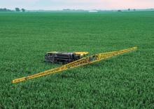 Self-propelled field sprayers John Deere STS16