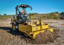 Single-drum Rollers Caterpillar CP7