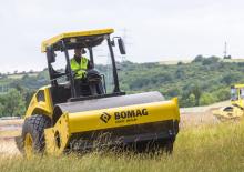 Single-drum Rollers Bomag BW 211 DH-5