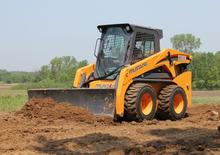 Skid Steer Loaders Mustang 2700V