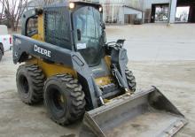 Skid Steer Loaders John Deere Construction 332D