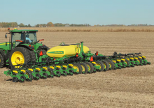 Sowing machines John Deere DR24