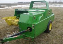 Square balers John Deere 339