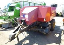 Square balers Ford-NH D 710 S
