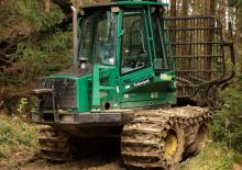 Taşıma araçları Timberjack 810 D