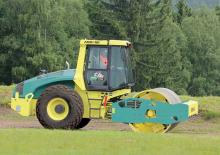 Tek silindirli makaralar Ammann ASC 170 PD