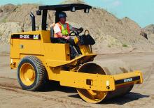 Tek silindirli makaralar Caterpillar CP323C