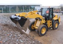 Tekerlekli yükleyiciler Caterpillar 918M