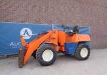 Tekerlekli yükleyiciler Kubota R400