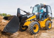 Tekerlekli yükleyiciler Sany SW075