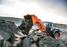Tekerlekli yükleyiciler Hitachi ZW220-6