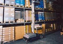 Single Vertical Mast Boom Lifts JLG 10 SSV