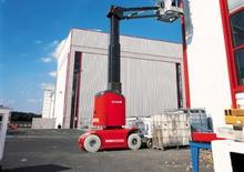 Single Vertical Mast Boom Lifts Manitou 80 VJR