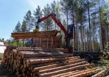 Timber loading cranes Loglift 18S OUT90