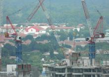 Tower Cranes - Luffing Boom - Top-slewing Yongmao STL230