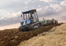 Track tractors New Holland TK4.90