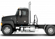 Truck Tractors - Tractor Units Mack PINNACLE CA68 Conventional CHU602 MP8 4x2