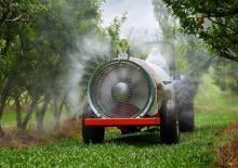 Trailed field sprayers Kuhn Arbo 1000