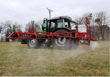 Trailed field sprayers Unia Eko 612 