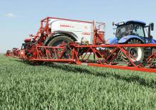 Trailed field sprayers Unia Europa XL 3024