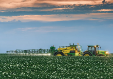 Trailed field sprayers John Deere M962i