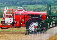 Trailed field sprayers Vogel & Noot MasterSpray IN 360
