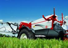 Trailed field sprayers Kuhn Metris 4102