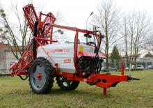 Trailed field sprayers Unia Pilmet 1615