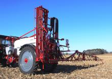 Trailed field sprayers Unia Plus 2524