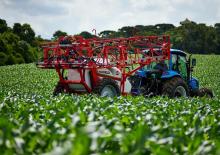 Trailed field sprayers Kuhn Ranger 2000