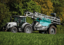 Trailed field sprayers Berthoud Vantage Dark 2800
