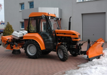 Traktörler 4wd Pronar 320AMK