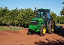 Traktörler 4wd John Deere 5076EN