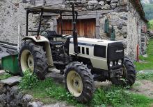 Traktörler 4wd Lamborghini 550 DT