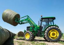 Traktörler 4wd John Deere 6135B