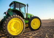Traktörler 4wd John Deere 6140J