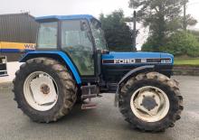 Traktörler 4wd Ford-NH 8240 SLE A (Powerstar)