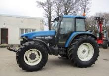 Traktörler 4wd Ford-NH 8260 A Dual