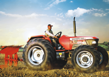 Traktörler 4wd Mahindra 9500